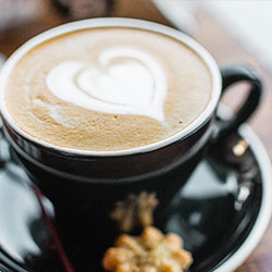 星辰影院的转发艺术：先看前提，再选镜头